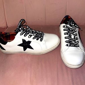 TORRID/BETSEY JOHNSON star sneakers